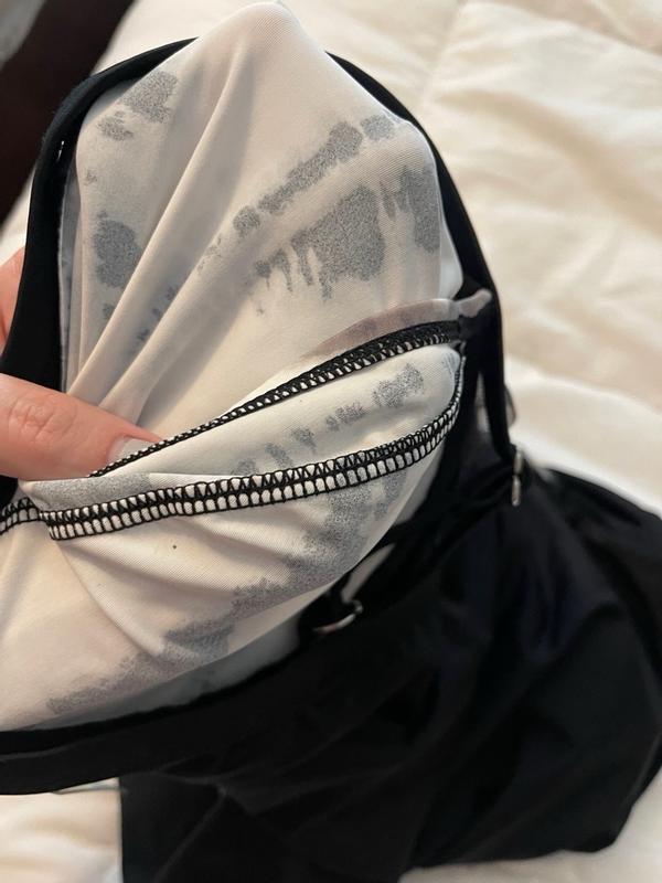 Customer photo for "No cups, no support"