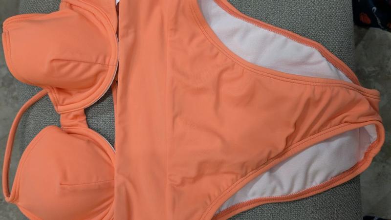 Review Thumbnail Image 1 392661587
