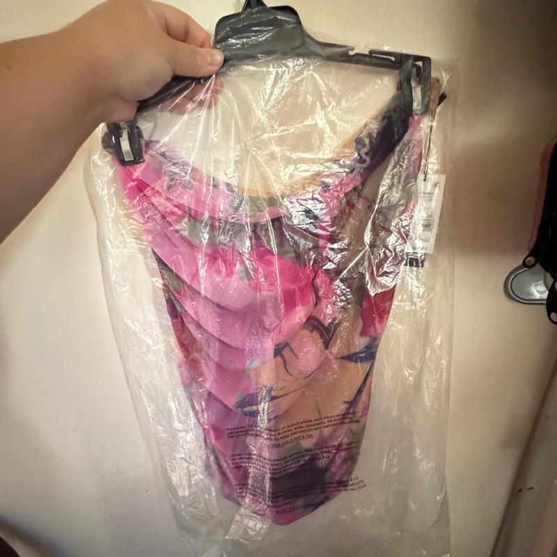 Review Thumbnail Image 0 376914584