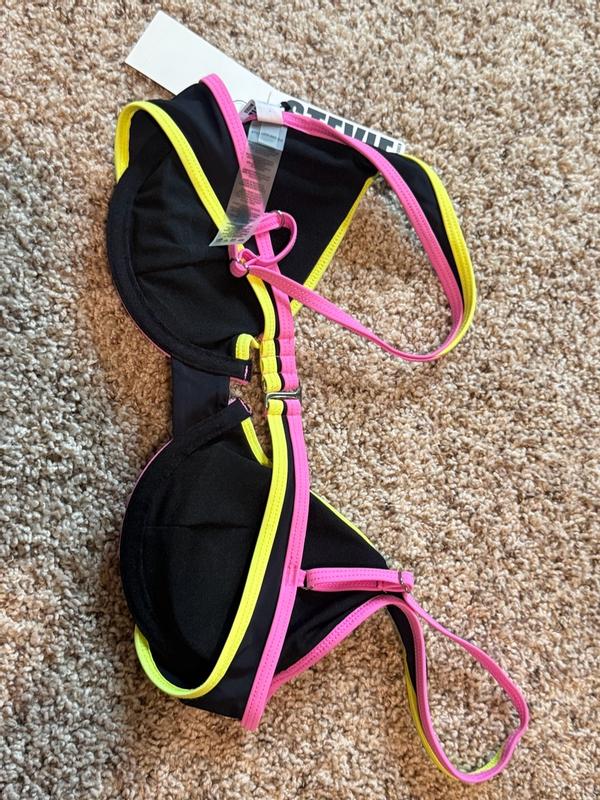 Review Thumbnail Image 4 382976489