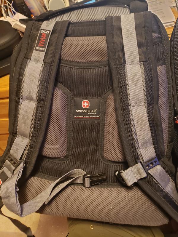 Wenger mega computer outlet backpack