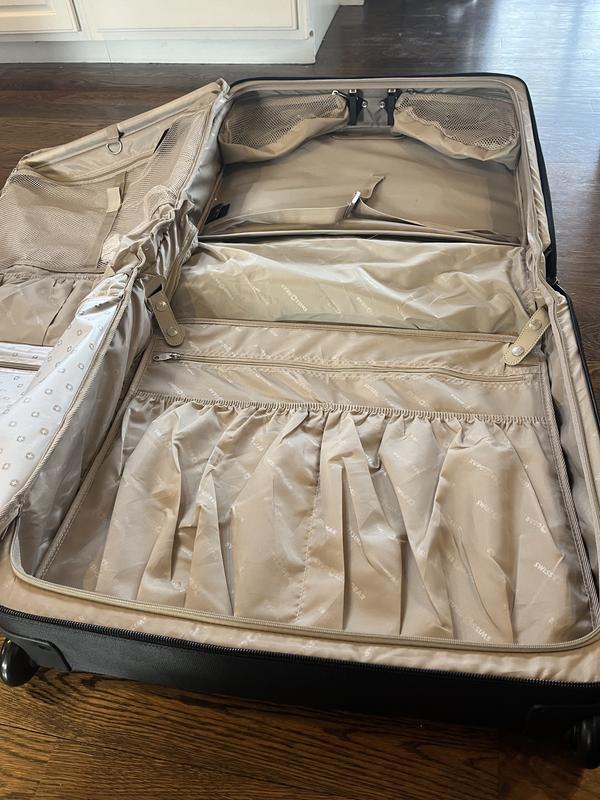 Travel Garment Bags  Rolling and Hanging Garment Bags – Travelpro® Canada