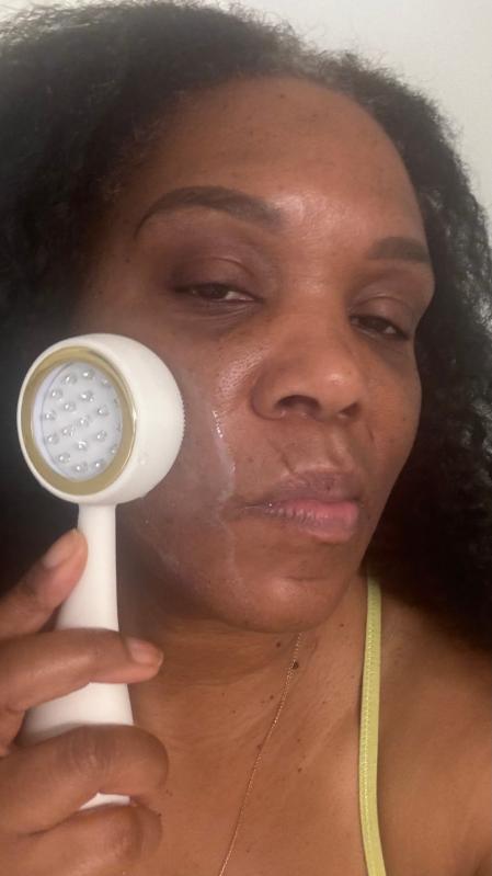 Customer carousel item 10.