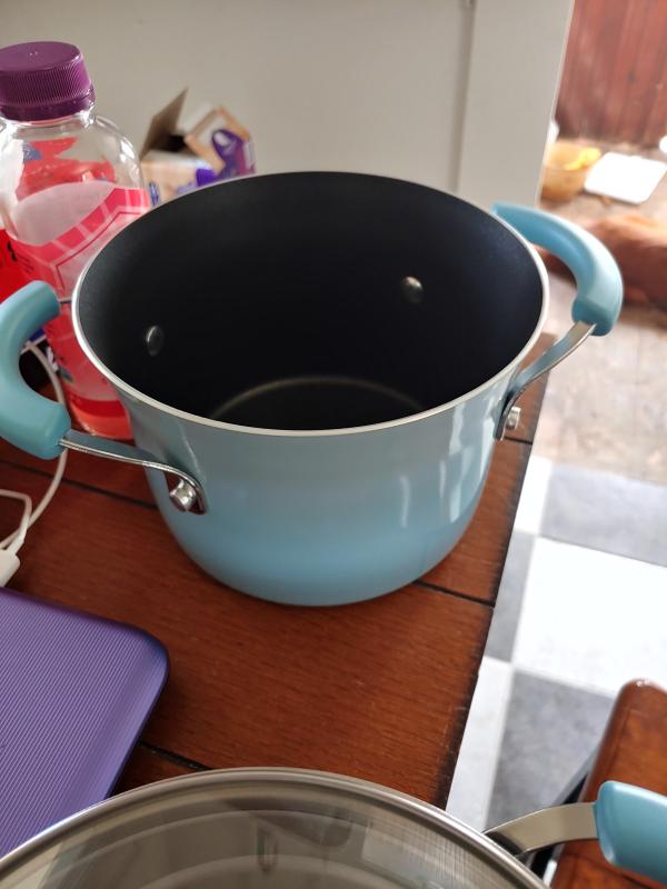 Bottom pot