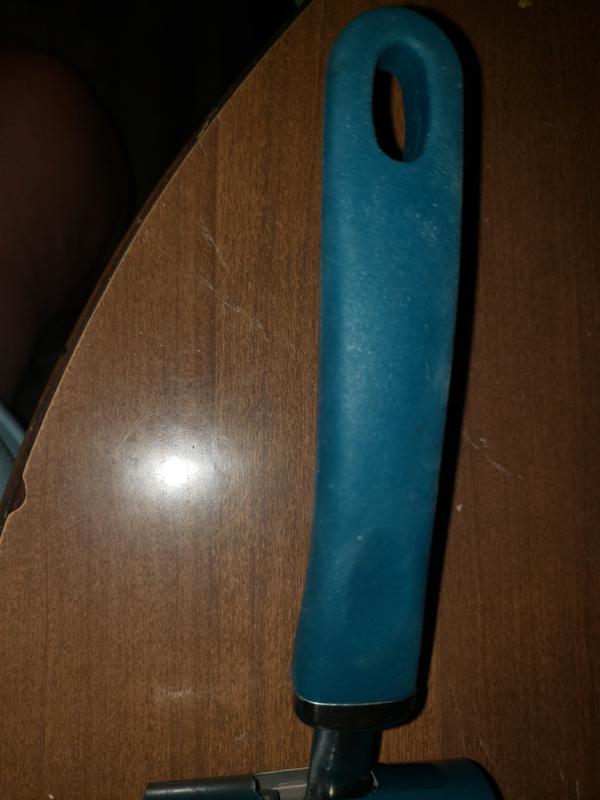 Very comfy handle, didn't get hot