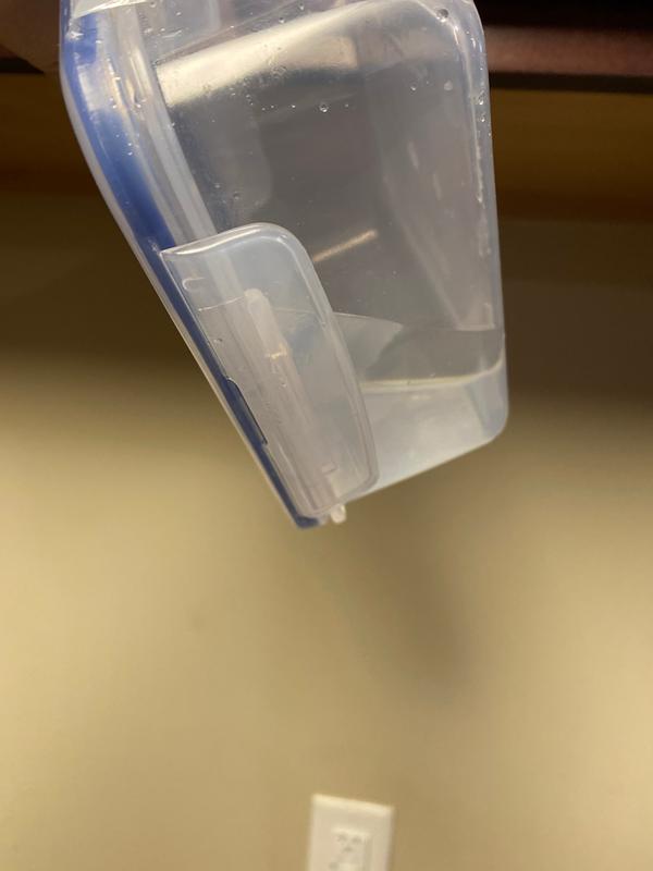 Water to show there is no leak when locked