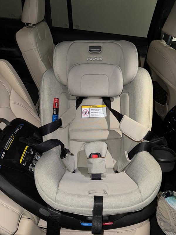 V nuna様 Nuna REVV™ Rotating Convertible Car Seat | Pottery Barn Kids