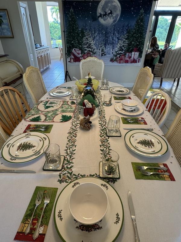 Christmas Table Setting
