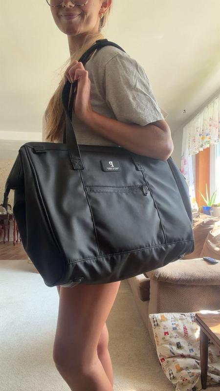 Customer photo for "Chic, Useful and multi-purpose tote"