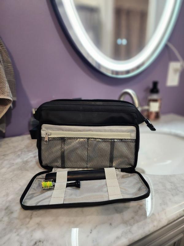 Customer photo for "Sleek, compact, and full-featured!"