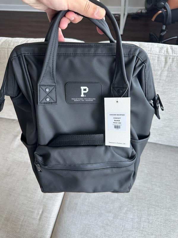 Customer photo for "This bag is stylish, durable, and well-crafted. What more could you want?"
