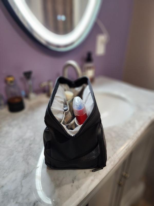 Customer photo for "Sleek, compact, and full-featured!"