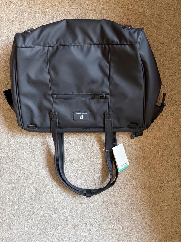Customer photo for "Chic, Useful and multi-purpose tote"