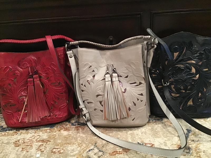 2 Otavias, 1 Lavello