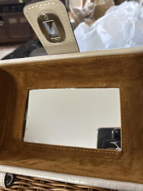 Mirror mirror in the purse