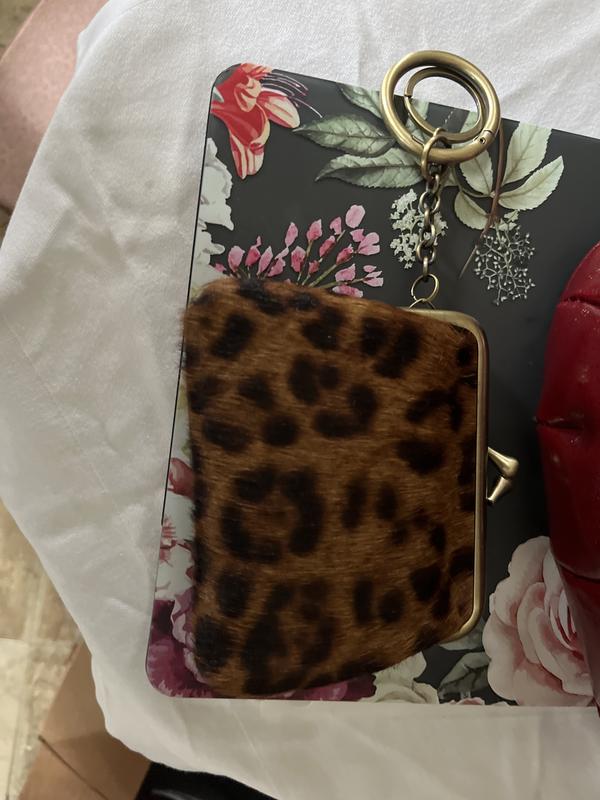 Taschen aus zweiter Hand Seite 20  Louis Vuitton pre-owned Coeur leopard  print coin purse - Louis - HealthdesignShops - Vuitton