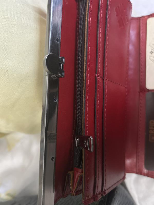 Yes I have a zipper also