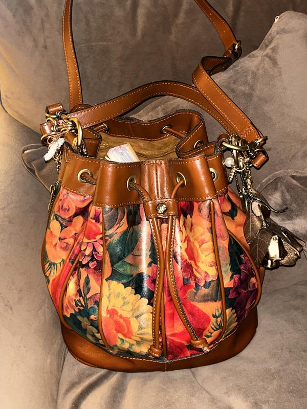 Riano Drawstring - Multi Print – Patricia Nash