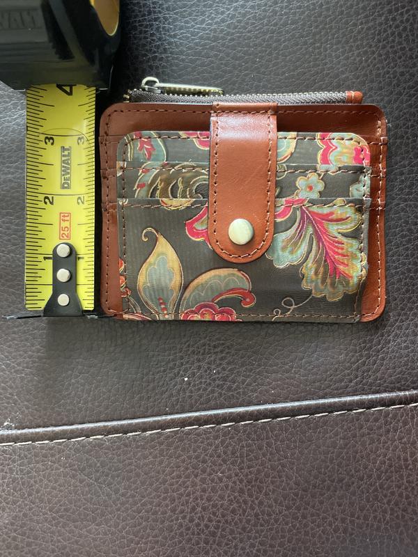 Beautiful design with the flowers.