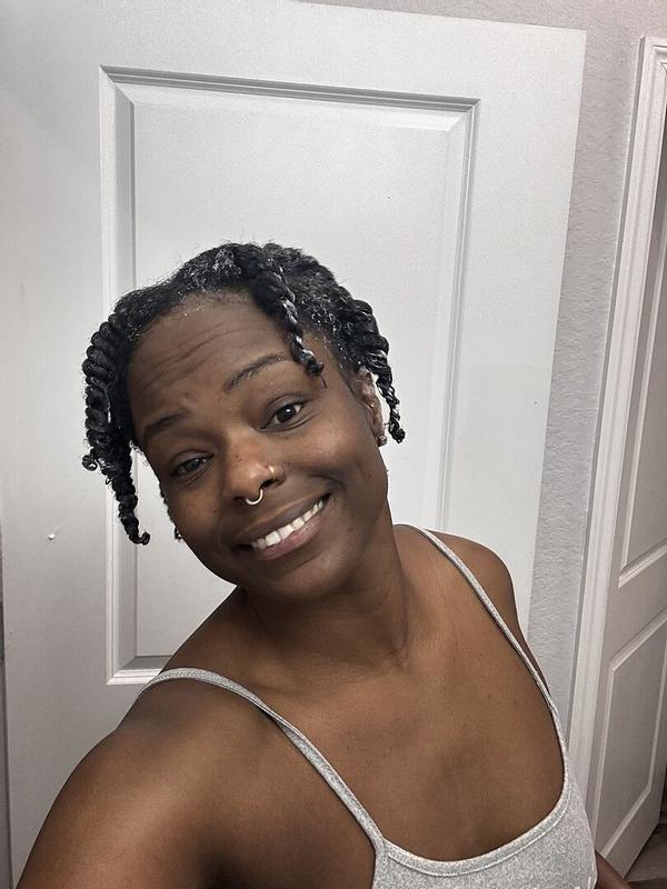 Customer photo for "Thee best for my medium dense hair"