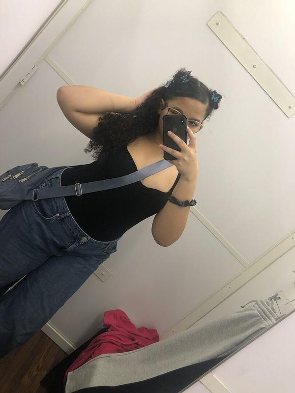 Customer carousel item 4.