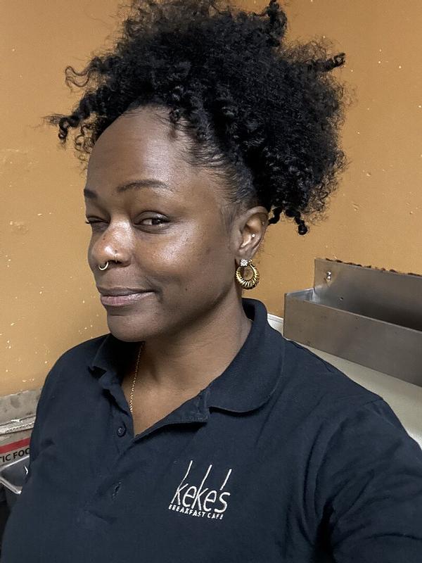 Customer photo for "Thee best for my medium dense hair"
