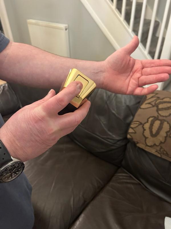 Review Thumbnail Image 4 1214090046