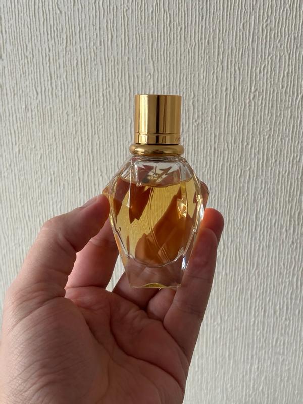 Customer photo for "Premium smelling perfume"