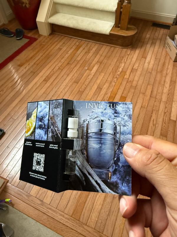 Customer carousel item 3.