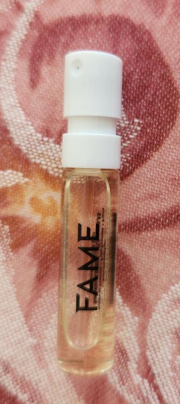 Customer photo for "Fame Eau de Parfum"