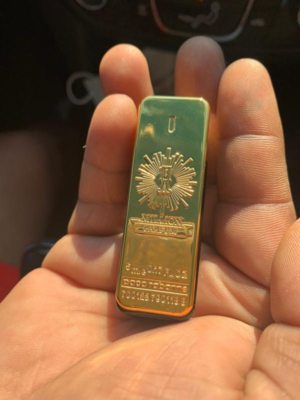Customer photo for "Best Cologne"
