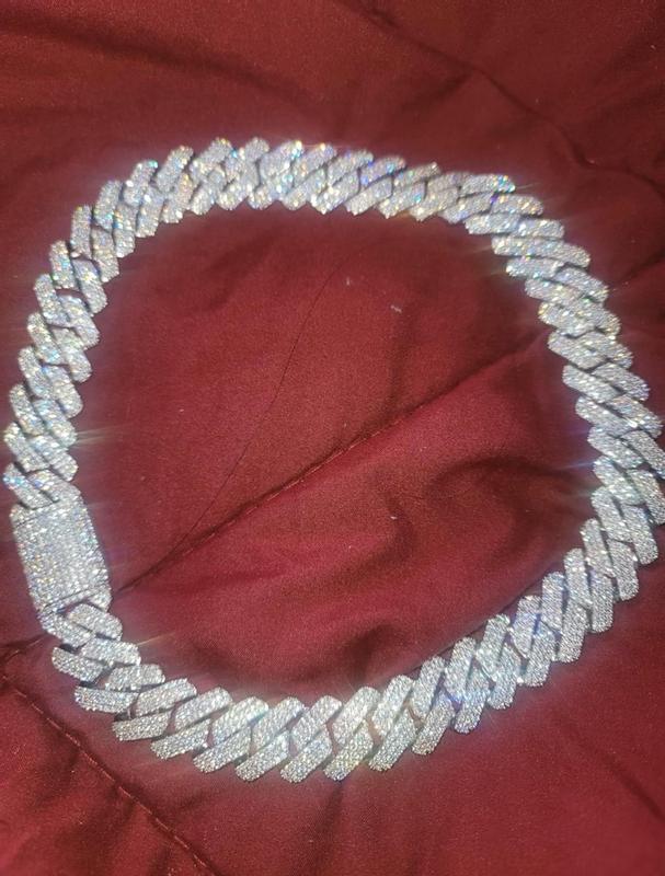 1 CT. T.W. Diamond Square Curb Link Chain Bracelet in 1 CT. T.W. Diamond Square Curb Link Chain Bracelet in