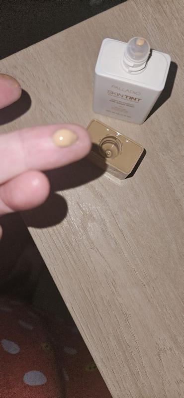 Customer carousel item 4.