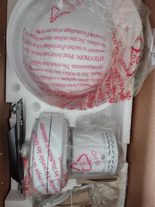 Unboxing all the parts and instructions