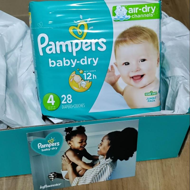 Pampers Couches Baby-Dry Taille 8 (17kg+) Jusqu'à 12h Bien Au Sec