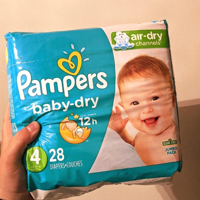 Pampers Couches Baby-Dry Taille 8 (17kg+) Jusqu'à 12h Bien Au Sec