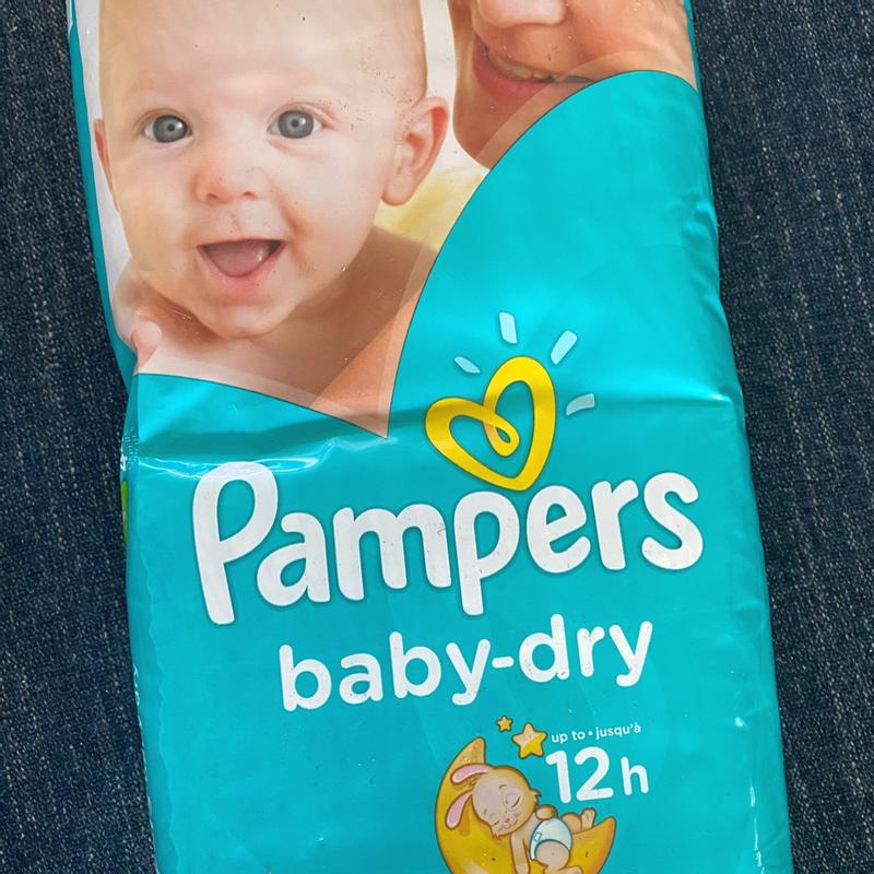 Diapers Size 4, 150 Count - Pampers Baby Dry Disposable Baby Diapers,  Enormous Pack, Packaging & Prints May Vary : : Health & Personal  Care