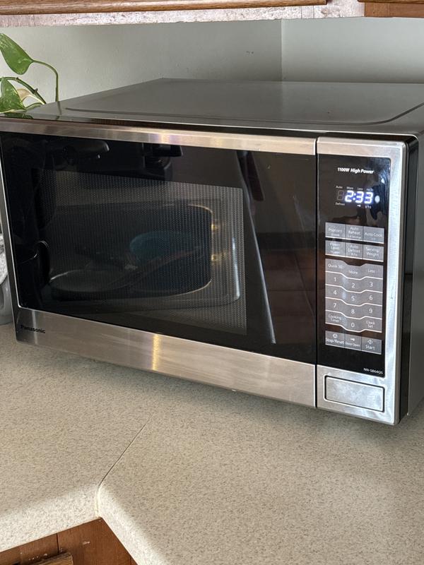 Panasonic Microwave Oven 1.3 cu. ft. 1100 watt - NN-SB65NS