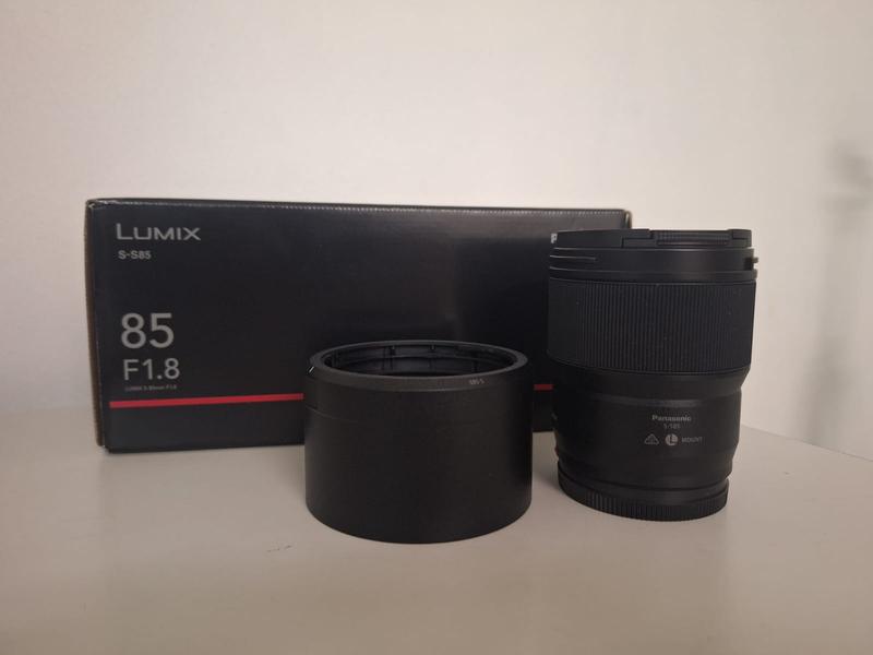Panasonic LUMIX S Series 85mm F1.8 L-Mount Lens - S-S85
