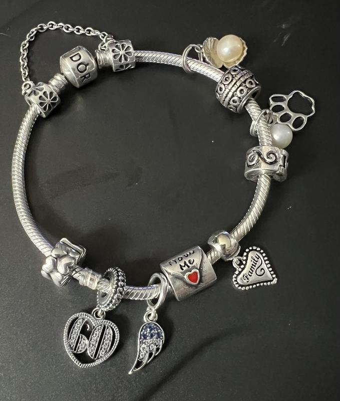 低価格 60th Celebration Dangle Charm ジャケット・アウター