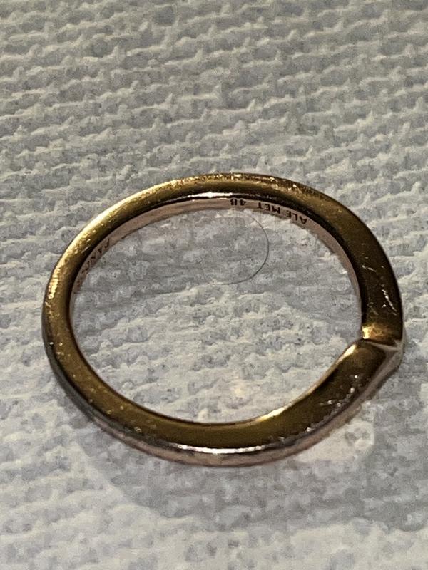 Polished Wave Ring | Gold plated | Pandora US Polished Wave Ring | Gold plated | Pandora US