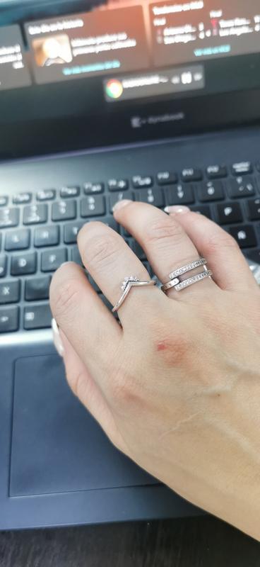 Tiara Wishbone Ring