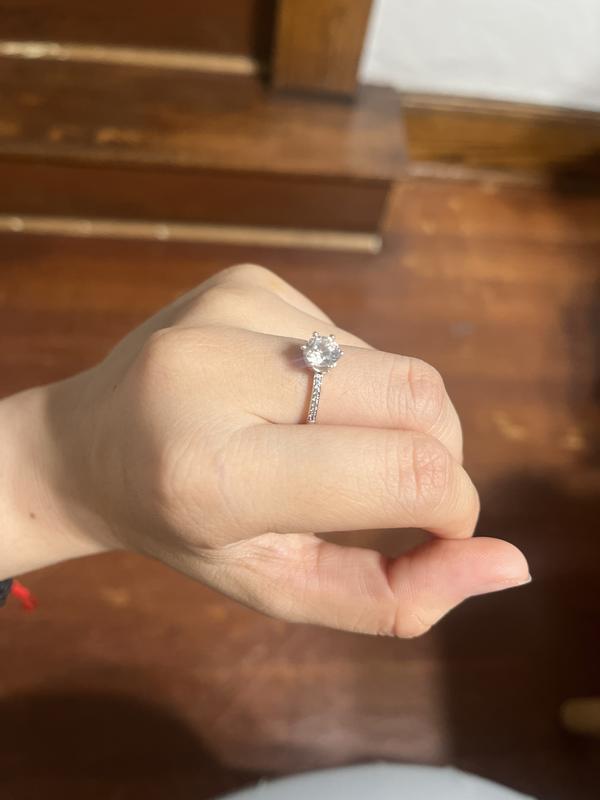Clear Sparkling Crown Solitaire Ring