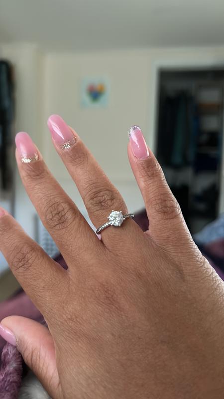 Clear Sparkling Crown Solitaire Ring