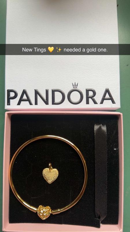 FINAL SALE - Celestial Heart Clasp Bangle | Gold plated