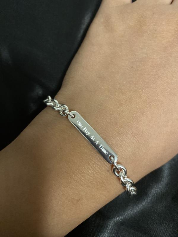 Engravable Bar Link Bracelet