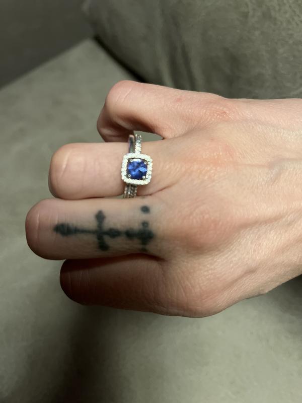 Sparkling Square Blue Halo Ring | Sterling silver | Pandora US