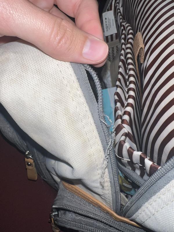 Customer photo for "Good diaper bag - quality is average"