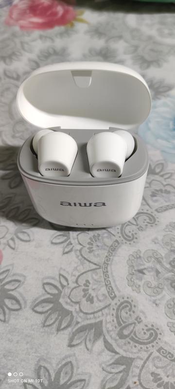 Aiwa best sale aw8 review