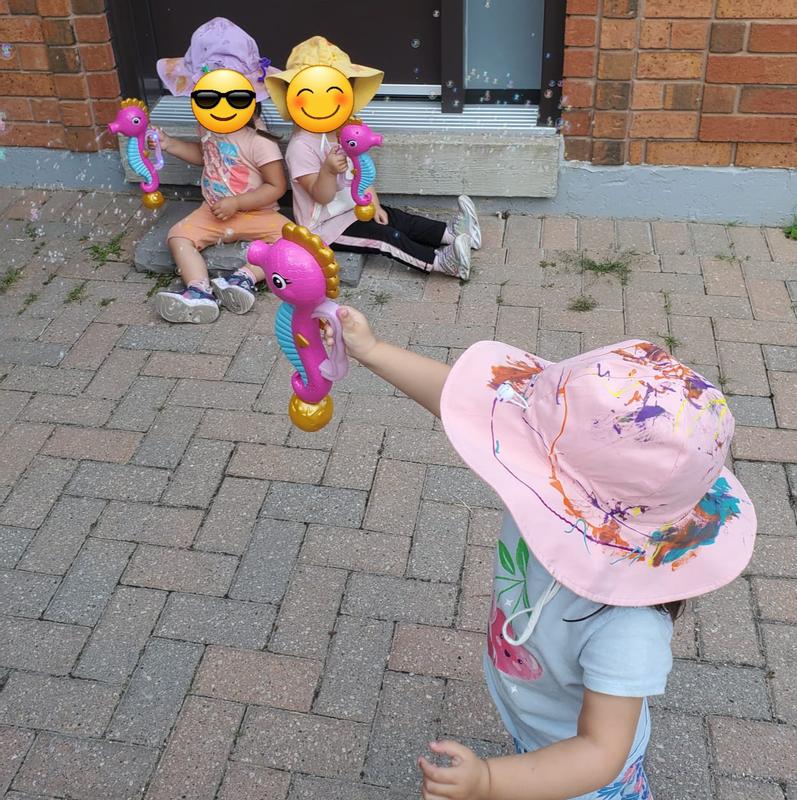 Seahorse bubble blower